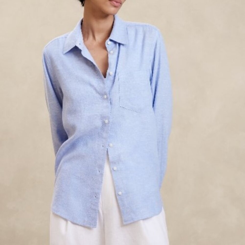 NWT - Banana Republic Classic Linen-Blend Button Down